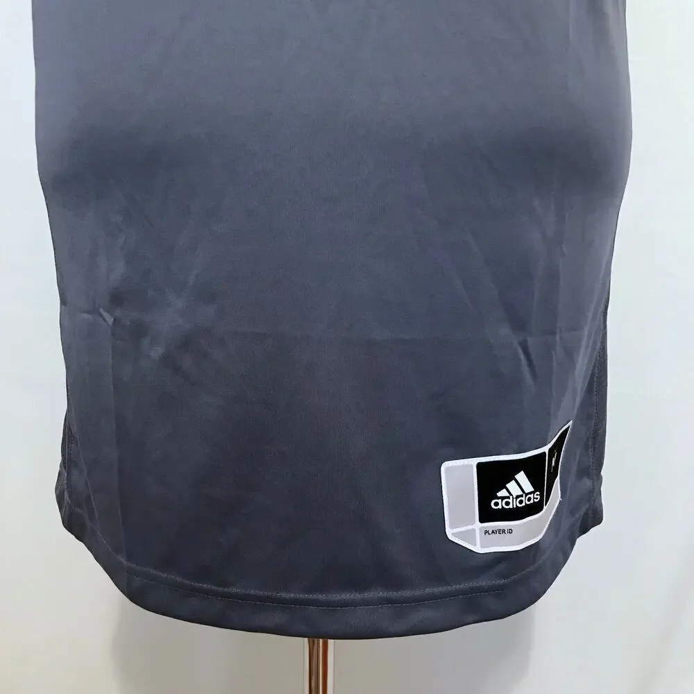Adidas NWOT Grey Generic Team Jersey Men M